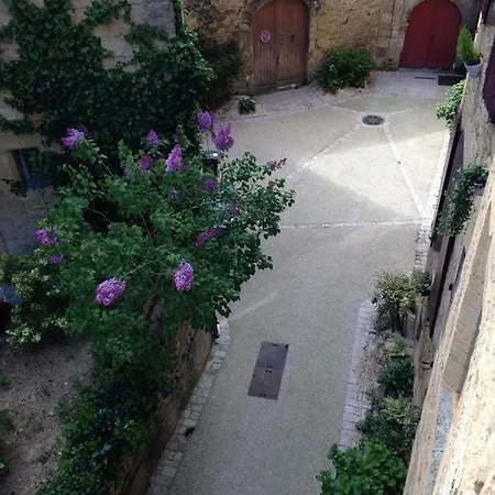 La Bonbonniere سارلا لا كانيدا